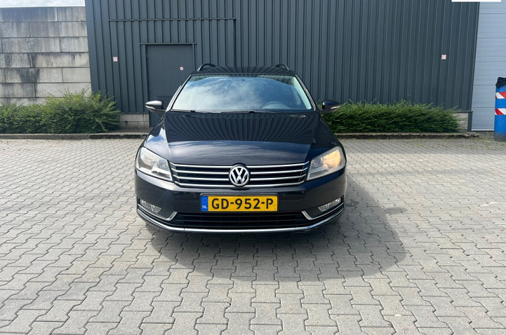 Volkswagen Passat Variant 1.6 TDI BlueMotion Executive Edition